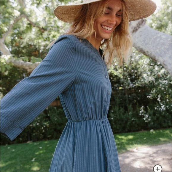 New Jenni Kayne Seersucker Shirt Dress, New with out Tags - Picture 5 of 12